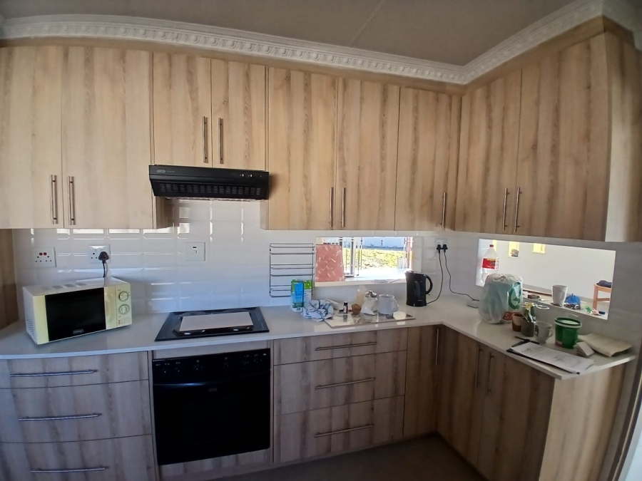 To Let 4 Bedroom Property for Rent in Pellissier Free State
